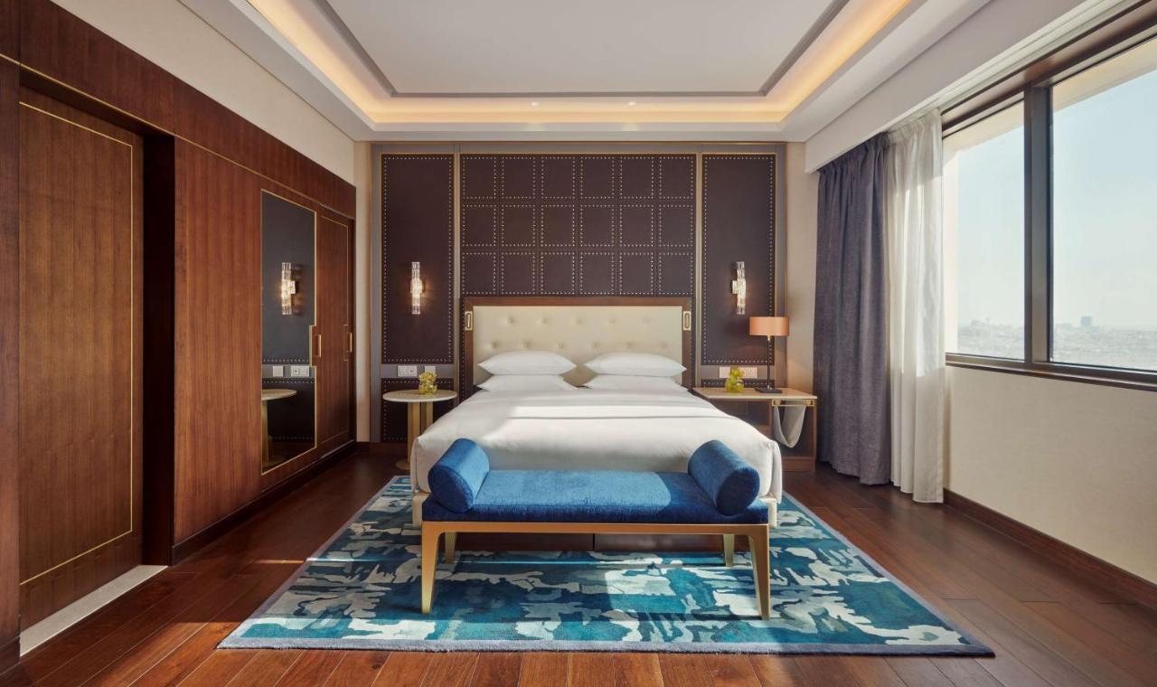 Grand Hyatt Al Khobar Hotel And Residences Экстерьер фото Deluxe Suite
